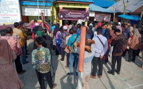Ridwan Melantik 63 KPPS Desa Sungai Lumbah
