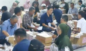 KPU Banjarmasin Libatkan 157 Petugas Menyortir Surat Suara