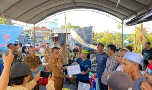 Pj Bupati Murung Raya serahkan bantuan untuk korban kebakaran