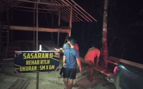Gelap malam tak menyurutkan semangat kerja Satgas TMMD KE-119