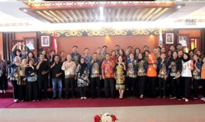 Diskominfo SP Mura Gelar Pelepasan Pegawai Purnatugas yang Mengabdi 36 Tahun