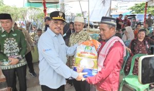 Masyarakat Antusias, Sekda Nuryakin Buka Pasar Murah di Kabupaten Murung Raya
