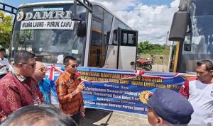Hermon Resmikan Angkutan Bus Pertama di Murung Raya