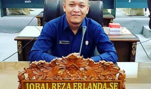 PT MPG Salurkan Bibit Ikan kepada Pokdakan Desa Pendreh, Ini Harapan Iqbal Reza Erlanda Kepada Warga