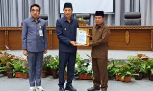 DPRD Barut Rapat Paripurna I dalam rangka penyampaian Rapaerda Pengelolaan Sampah