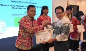 Kapuas Terima Predikat Kepatuhan Kualitas Tinggi dari Ombudsman