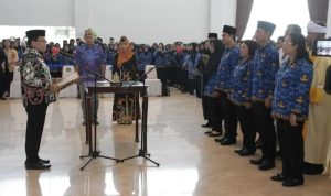Pj Bupati Kapuas Lantik 2.150 Tenaga Pendidik dan Kesehatan
