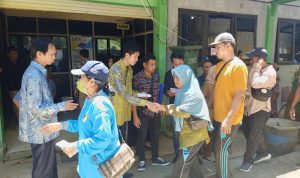 Dinas PUPR Barut Bagikan 140 Paket Sembako, MBG Bagikan Zakat Harta