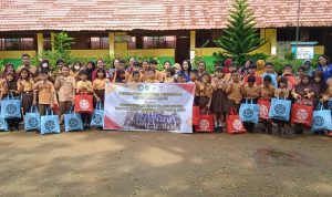 GNOTA YTP Salurkan Bantuan untuk Siswa SDN 5 Tamiang Layang