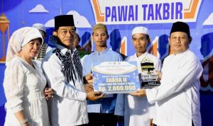 Ketua Komisi III DPRD Barut H Tajeri Hadiri Pawai Takbir Keliling Sambut Hari Raya Idul Adha 1445 Hijriah