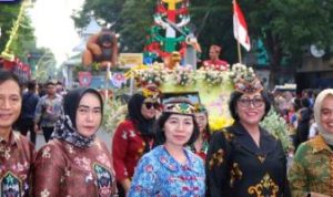 Pj Bupati dan Ketua Dekranasda Barito Utara Hadiri HUT Dekranas ke 44 di Kota Solo
