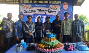 Puluhan Kerabat Ucapakan Selamat Ulang Tahun kepada Ketua DPRD ke 61