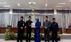 Pj Bupati Sampaikan Rancangan APBD Perubahan TA 2024 pada Rapat Paripurna I DPRD