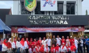 Dharma Wanita Persatuan Barito Utara Ikut Berpartisipasi Memeriahkan HUT ke 79 RI dan HUT ke 74 Kabupaten Barut