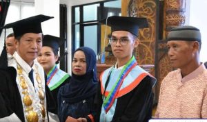 Wisudawan di Harapkan Ikut Berpartisipasi Dalam Pembangunan Bangsa dan Daerah