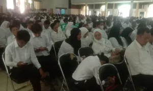 Anggota KPPS Dustim Dilantik KPU Bartim