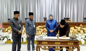 DPRD Barito Utara Rapat Paripurna Dalam Rangka Penetapan Calon Pimpinan DPR