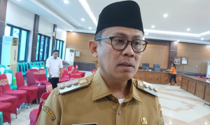 Pj Bupati Bartim Pimpin Rapat Evaluasi APBD