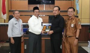 DPRD Barut Uji Komprasi PAD ke Kabupaten Banjar
