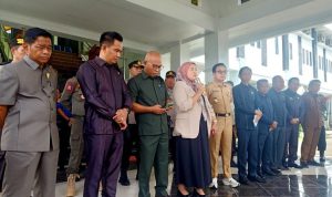 FKH R2 dan R3 Barut Gelar Aksi Damai Didepan Gedung DPRD
