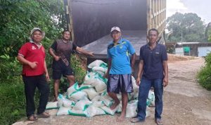 Bantuan Beras dari Anggota DPRD Terkirim untuk Empat Desa Terdampak Banjir