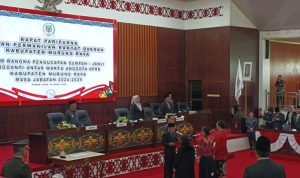 Pelantikan Dua PAW Anggota DPRD Murung Raya Periode 2024-2029 Bedasarkan Keputusan Gubernur