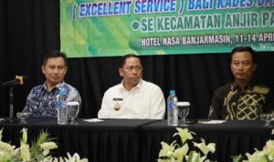 Bupati Barito Kuala Buka Pelatihan Excellent Service bagi Aparatur Desa se-Anjir Pasar