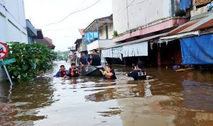 Banjir Rendam 9 Kecamatan di Barut, 43 Desa Terdampak dengan Ketinggian Air Capai 205 Cm