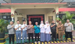 Kaban KesbangPol Barut Dampingi 4 Calon Paskibraka Audiensi ke Polres, Diterima Langsung Kasat Binmas