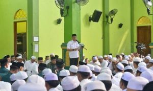 Peringatan Haul ke-13 KH. Ahmad Sibawaihi di Masjid Nurul Answar