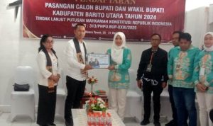 Diusung 5 Partai Besar, Jimmy Carter – Inriaty Karawaheni Resmi Daftarkan Diri ke KPU Barito Utara