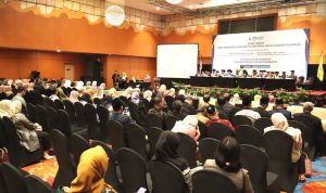 Gubernur Kalsel Bangga atas Pengukuhan Dua Guru Besar UNISKA