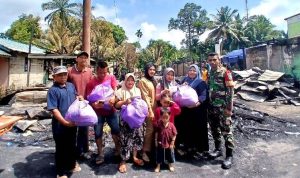Pemdes Lemo II Salurkan Bantuan untuk Korban Kebakaran di RT 02, Kades: Semoga Diberi Ketabahan