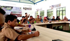 Disnakertranskop UKM Barito Utara Lanjutkan Sosialisasi Koperasi Merah Putih di Teweh Selatan