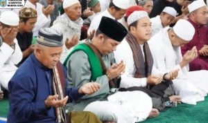 Wakil Bupati Murung Raya Shalat Idul Adha 1446 H/2025 di Masjid Agung
