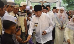 Gubernur H. Muhidin Buka Puasa Bersama Jajaran PT Barito Putera Plantation dan Masyarakat Batola
