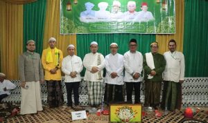 Gubernur Hadiri Buka Puasa Bersama dan Haul Jamak Para Muassis Pondok Pesantren Ma’arif Assunniyyah Tambarangan Tapin