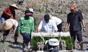 Legislator Apresiasi Bantuan Alsintan untuk Petani Kapuas