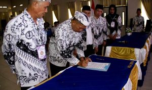 Maslan Terpilih Secara Aklamasi sebagai Ketua PGRI Barito Utara Masa Bakti 2025–2030