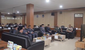DPRD Bartim Dengarkan Pidato Kenegaraan Presiden