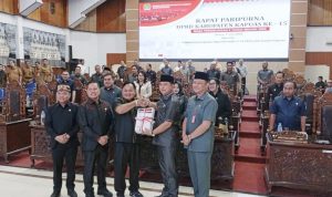 DPRD Kapuas Terima Raperda Perubahan APBD 2025