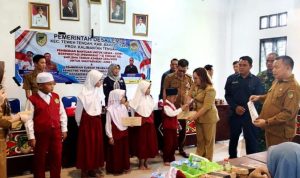 Desa Lemo I Berikan Bantuan Siswa Berprestasi dan Subsidi SPT TA 2025