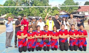 Ketua Komisi II DPRD Murung Raya Hadir Penutupan Final Voli Putr dan Putri Kecamatan Tanah Siang