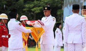 HUT RI ke-80 di Batola: Khidmat dan Meriah di Lapangan 5 Desember