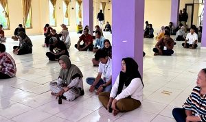 KPU Barut Libatkan Puluhan Petugas Sortir dan Lipat Surat Suara PSU