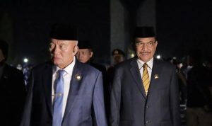 Ketua DPRD Kalsel Ikuti Renungan Suci di TMP