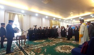 Pj Bupati Barut Lantik 10 ASN, 1 PAW Kepala Desa, dan 8 PAW BPD