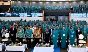Pj Ketua TP PKK Barito Utara Hadiri HKG ke-53 dan Rakernas X di Samarinda