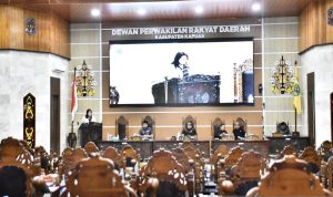 Raperda Perubahan APBD 2025 Diparipurnakan