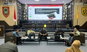 DPRD Banjarmasin Uji Publik Raperda Sertifikasi Makanan Sehat-Halal